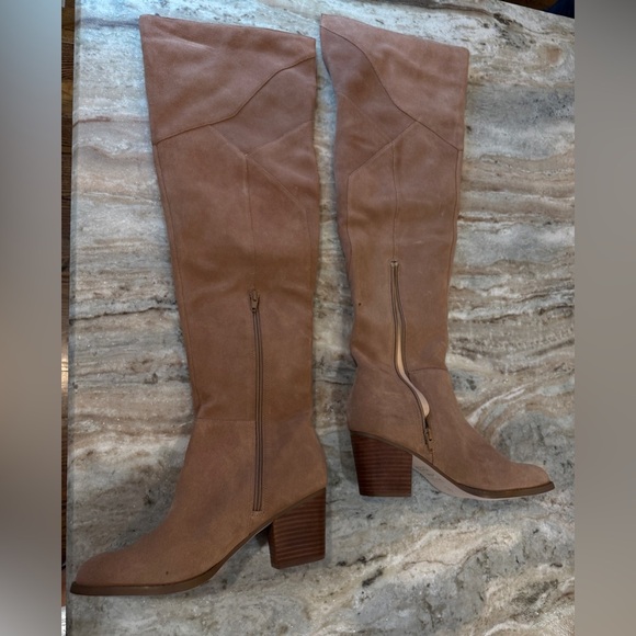 Women’s SOLE SOCIETY Catalina Night Taupe suede heeled over the knee boots-Sz 9 - Picture 4 of 8